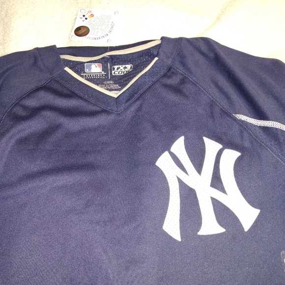 New York Yankees TX3 Cool Tech Tee - Picture 2 of 5